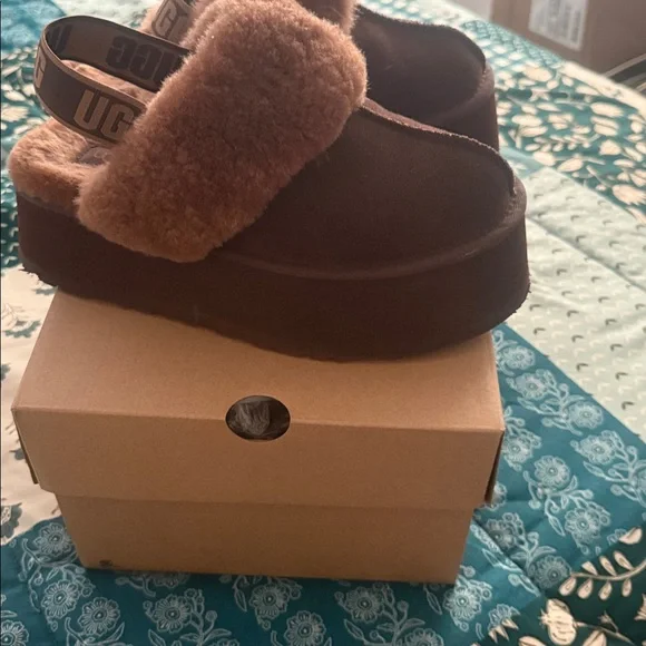 UGG Women's Chocolate Brown Platform Mules - Picture 2 of 3